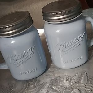 Mason Glass Ware salt & Pepper Shakers